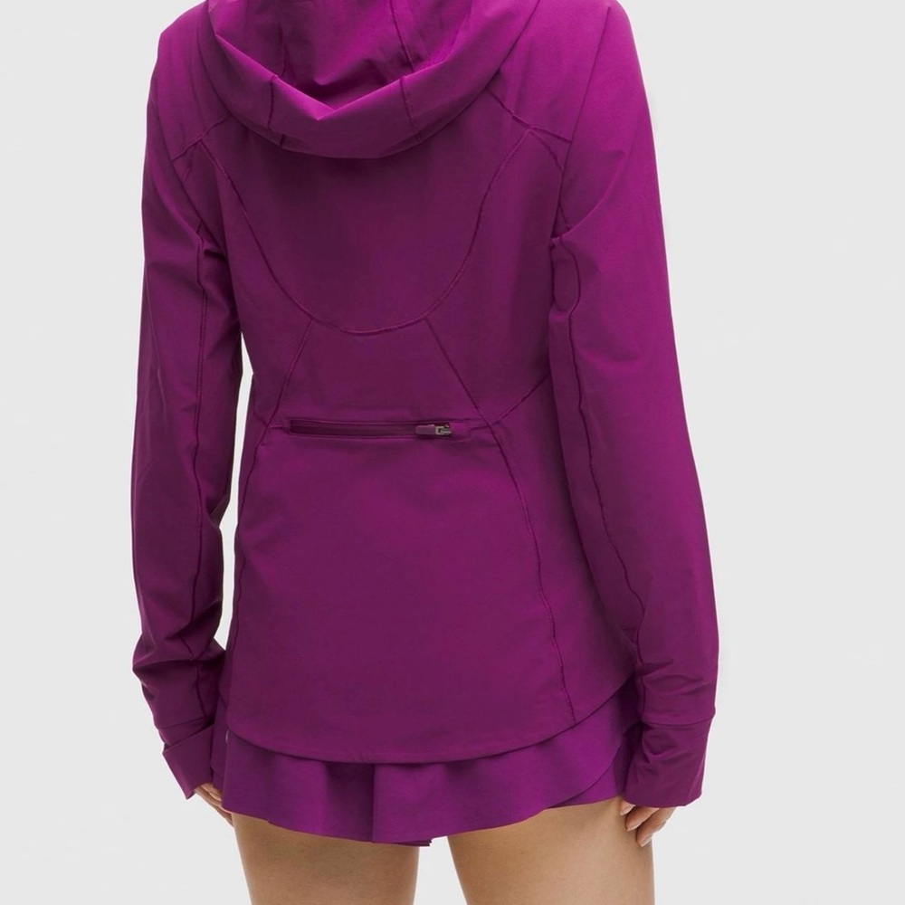 Lululemon Mist Over Windbreaker in Magenta - Picture 2 of 4